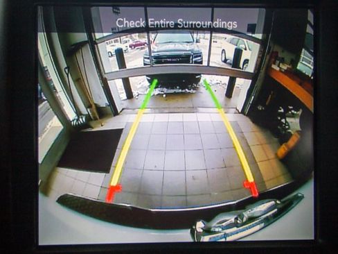 Used 2016 RAM 1500 Laramie image 14