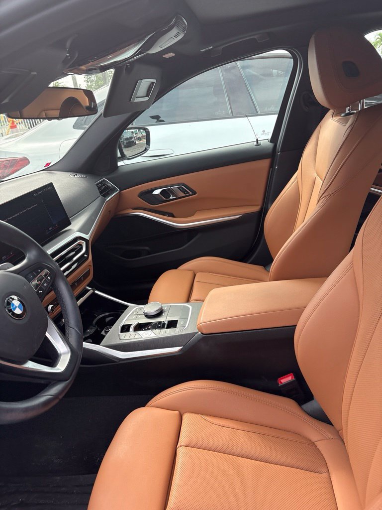 Used 2023 BMW 330i Sedan w/ Driving Assistance Package RWD image 4