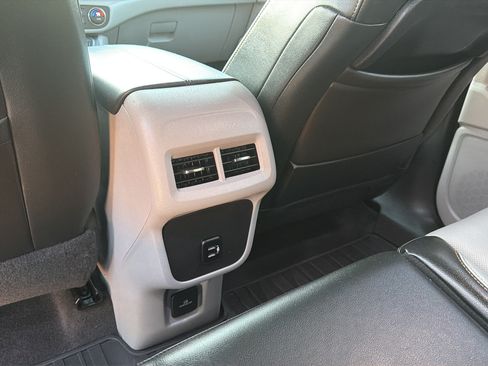 Used 2018 GMC Terrain SLT w/ Preferred Package FWD image 27
