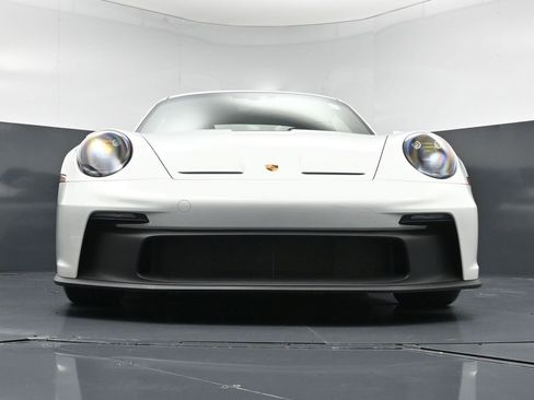 Certified 2024 Porsche 911 GT3 RWD image 27