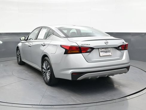 Used 2023 Nissan Altima 2.5 SV FWD image 7