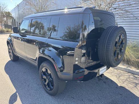 New 2026 Land Rover Defender 110 S AWD/4WD image 3