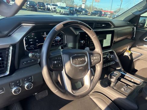 Used 2024 GMC Sierra 1500 Denali w/ Technology Package image 4