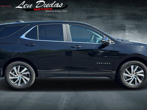 Used 2024 Chevrolet Equinox LT AWD/4WD image 5