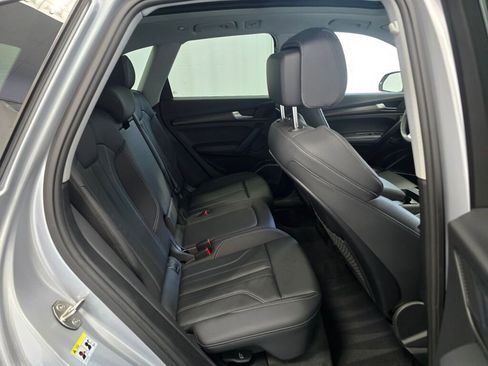 Certified 2025 Audi Q5 2.0T Premium Plus image 25
