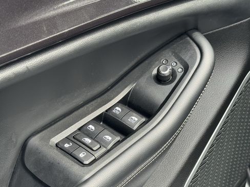 Used 2021 Jeep Grand Cherokee L Laredo AWD/4WD image 15