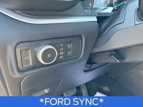 Used 2022 Ford Explorer XLT w/ Equipment Group 202A image 17