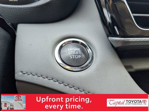 Used 2023 Toyota Highlander Platinum image 22