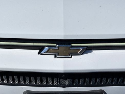 Used 2025 Chevrolet Equinox EV LT w/ Convenience Package image 43