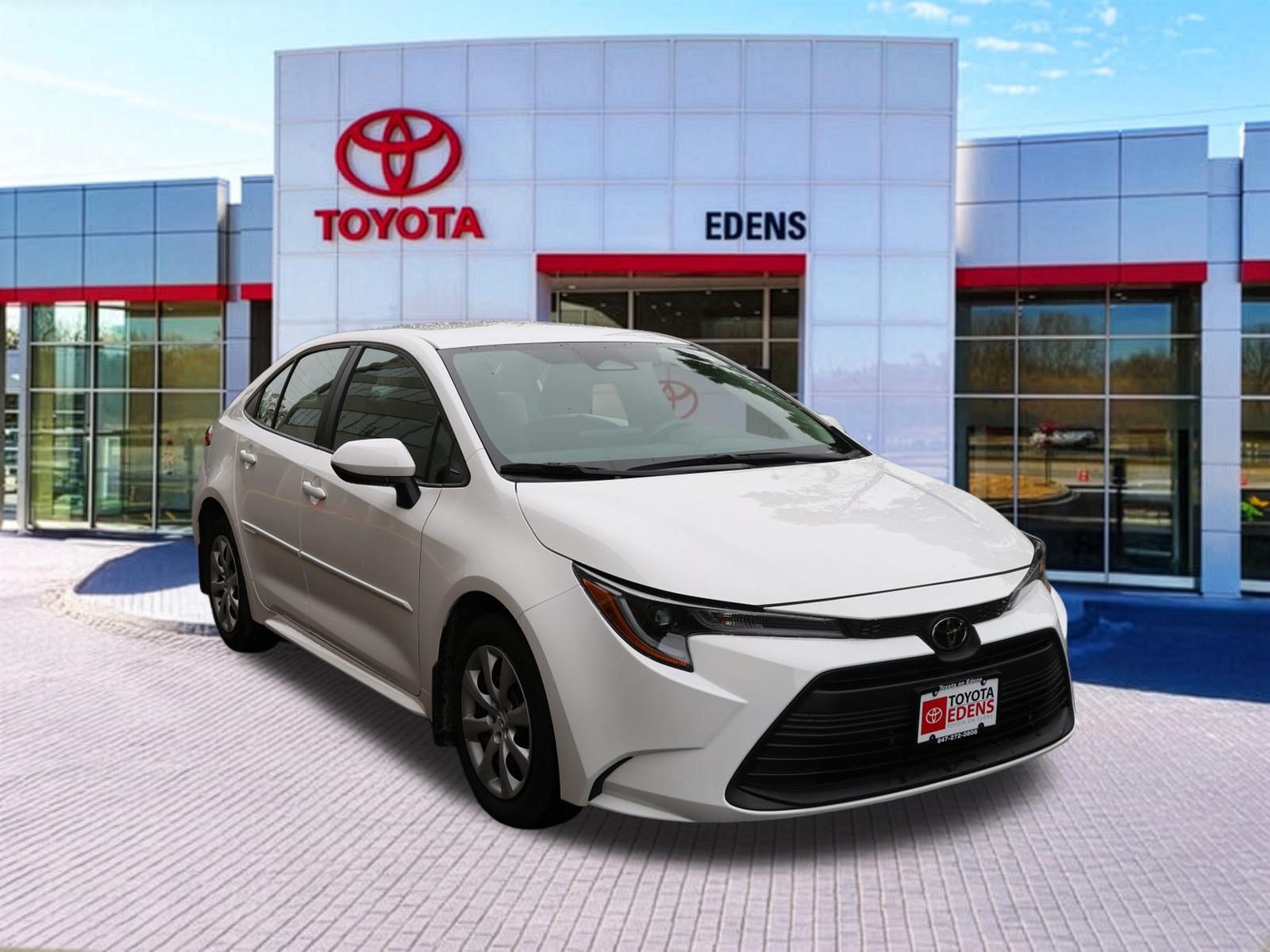 Certified 2024 Toyota Corolla LE FWD image 1