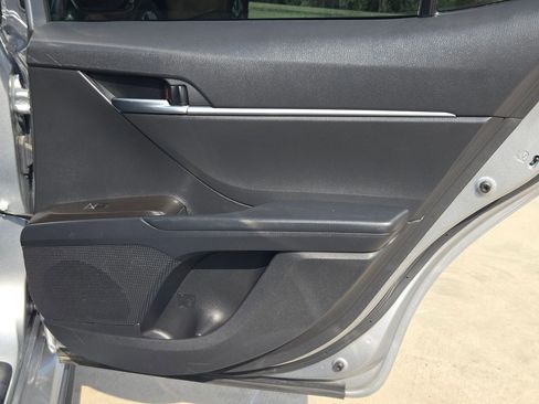 Used 2024 Toyota Camry SE image 26