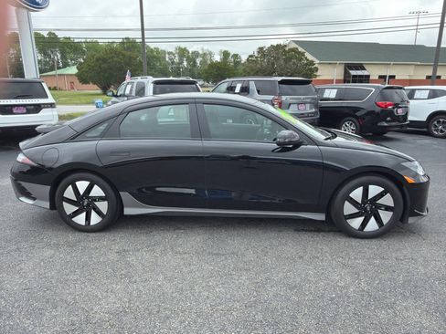 Used 2024 Hyundai Ioniq 6 SE RWD image 8