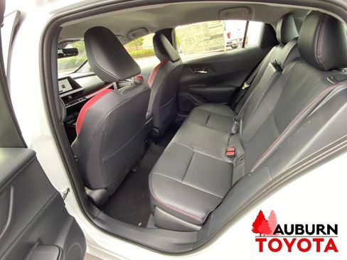 New 2027 Toyota Prius Plug-In Hybrid FWD image 21