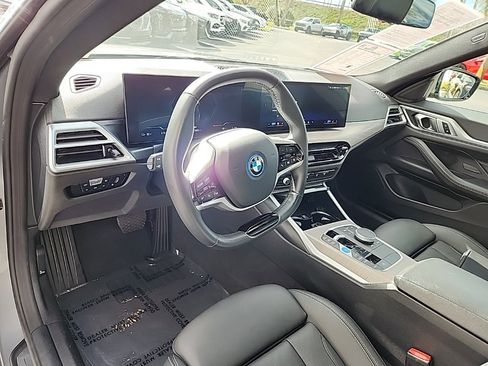 Used 2025 BMW i4 eDrive40 image 25