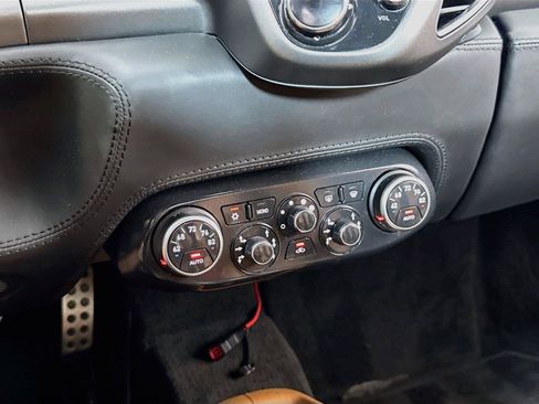 Used 2011 Ferrari 458 Italia Coupe RWD image 17