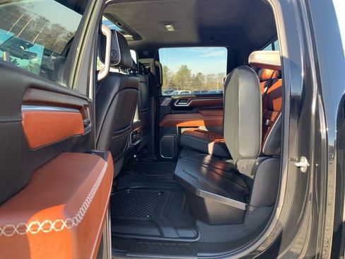 Certified 2024 GMC Sierra 2500 Denali Ultimate image 17