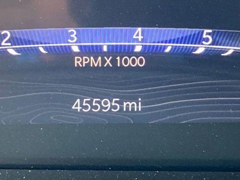 Used 2024 Jeep Grand Cherokee L Laredo image 30