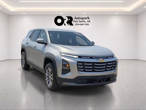 Used 2026 Chevrolet Equinox LT w/ Convenience Package II FWD image 1