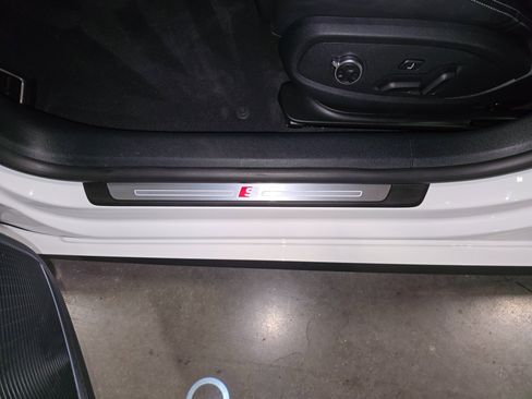 Used 2018 Audi S5 Premium Plus w/ Navigation Package image 13