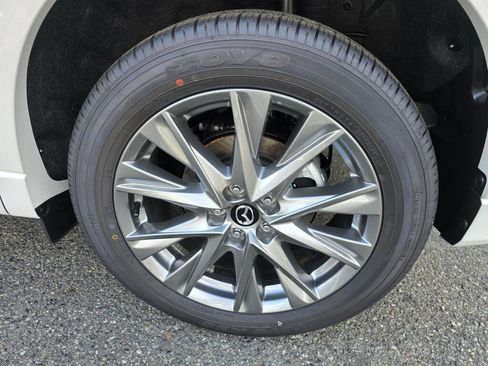 New 2025 MAZDA CX-5 AWD 2.5 S w/ Premium Plus Pkg image 9