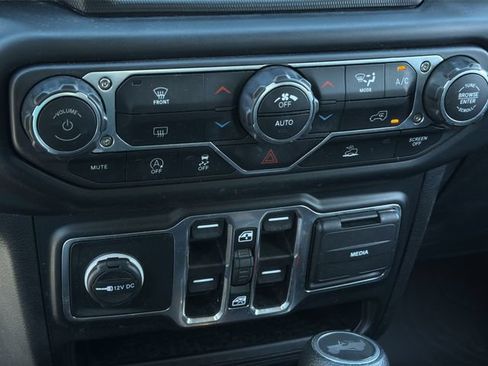 Used 2023 Jeep Wrangler Unlimited Sport w/ Sun And Sound Package AWD/4WD image 26