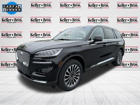 Used 2023 Lincoln Aviator Reserve w/ Elements Package Plus AWD/4WD image 3