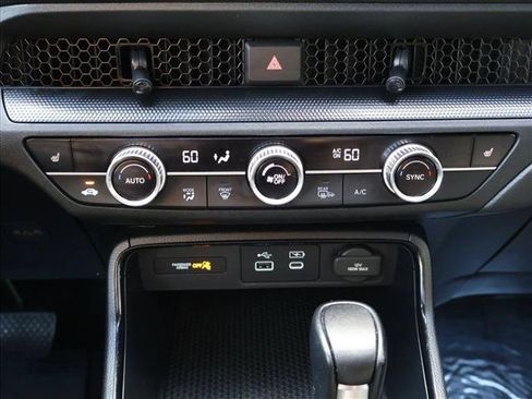 Used 2024 Honda CR-V Sport image 18