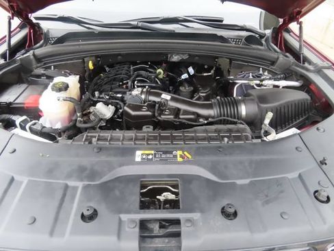 Used 2023 Jeep Grand Cherokee Limited AWD/4WD image 15