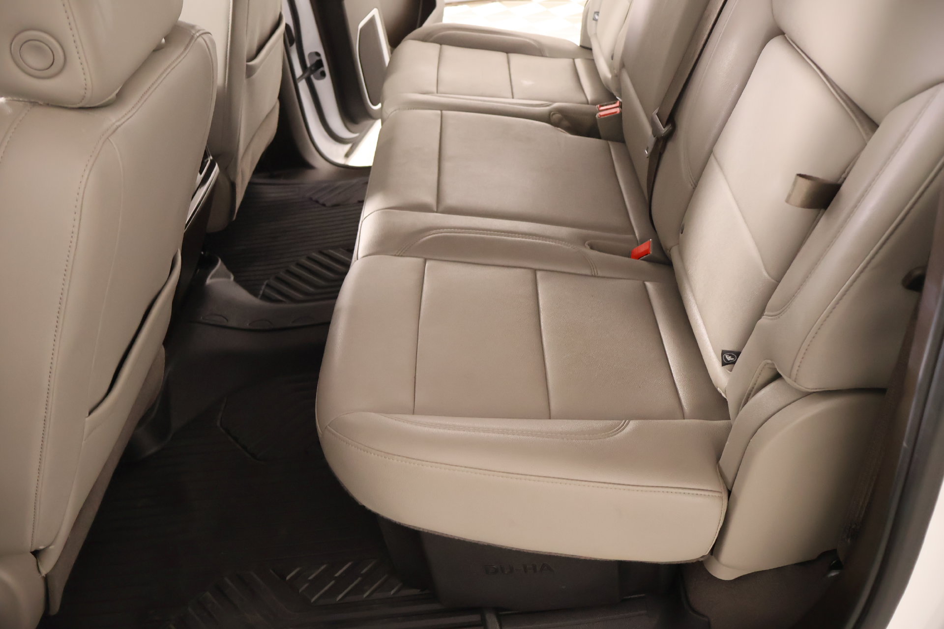 Used 2024 Chevrolet Silverado 1500 LT Trail Boss w/ Convenience Package II AWD/4WD image 13