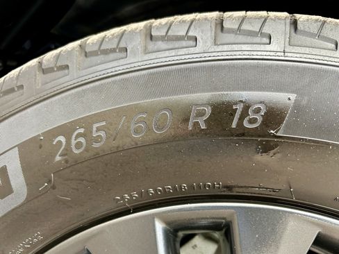 Used 2022 Lexus GX 460 Premium image 12