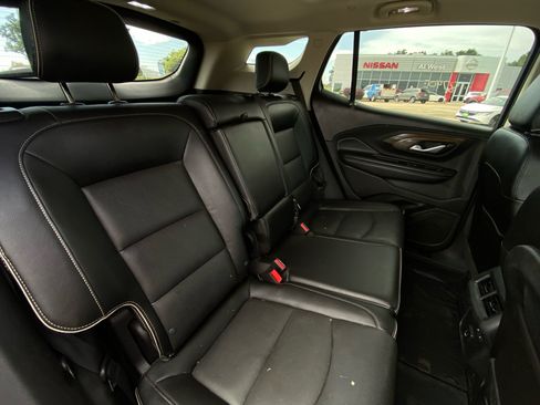 Used 2019 GMC Terrain Denali w/ Comfort Package AWD/4WD image 14