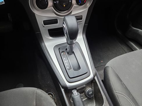 Used 2019 Ford Fiesta SE image 22