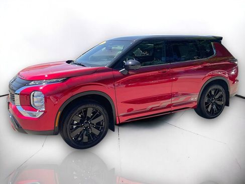 New 2026 Mitsubishi Outlander AWD image 2