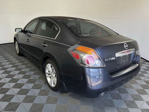 Used 2012 Nissan Altima 3.5 SR FWD image 7