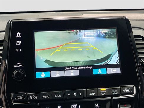Used 2023 Honda Odyssey Touring image 14