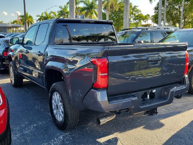 Used 2025 Toyota Tacoma SR5 RWD image 4