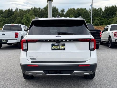 New 2025 Ford Explorer Active w/ Active Comfort Package image 4
