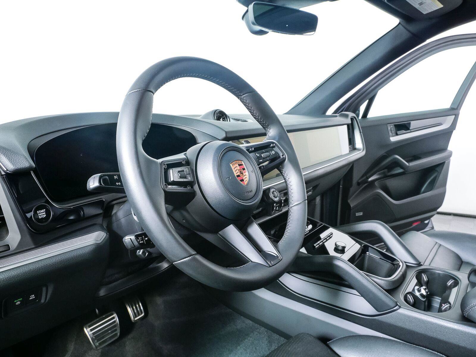 Certified 2026 Porsche Cayenne S AWD/4WD image 4