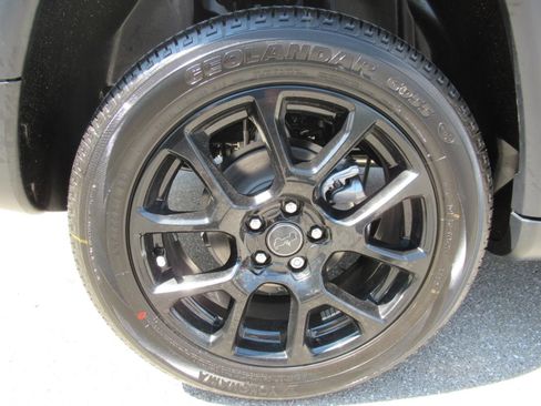 New 2026 Jeep Compass Latitude AWD/4WD image 8
