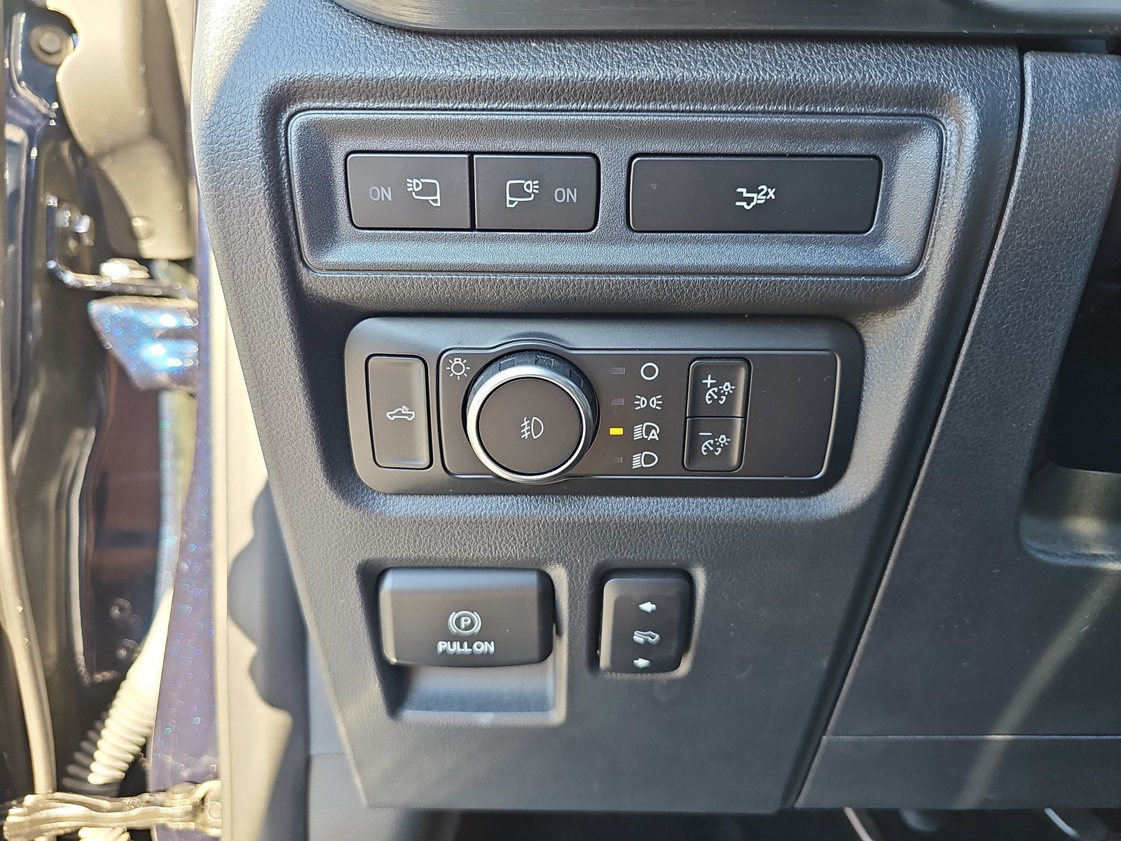 Used 2022 Ford F150 Lariat AWD/4WD image 28