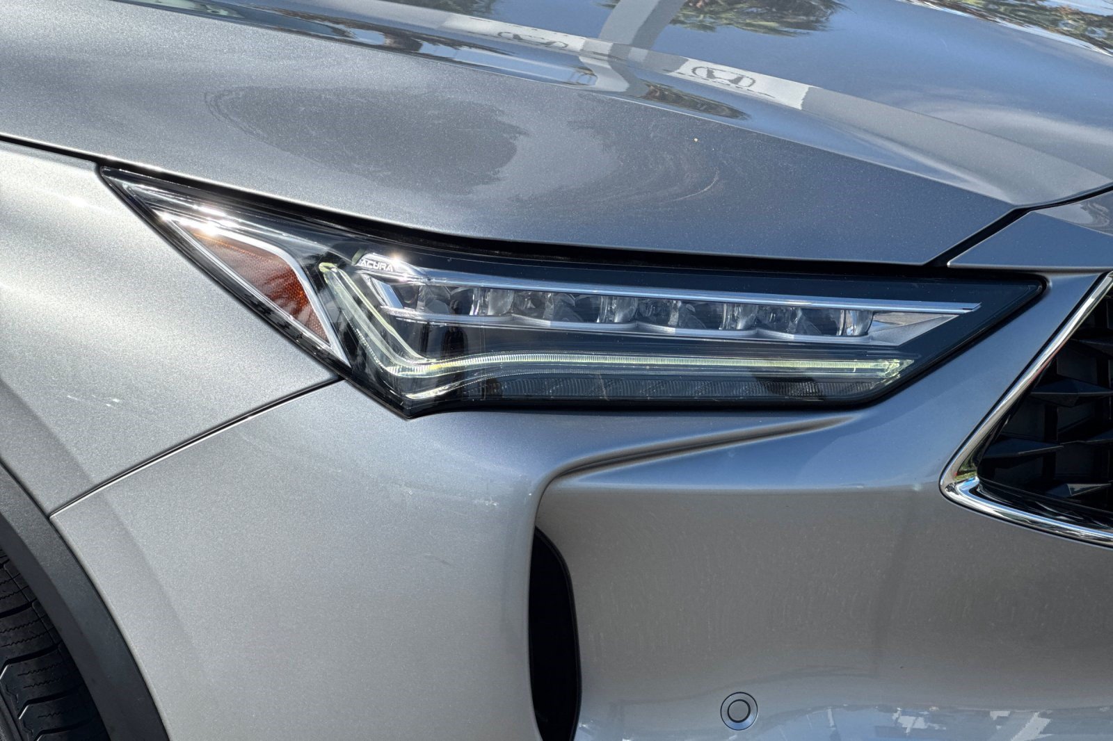 Used 2024 Acura MDX w/ Technology Package FWD image 12