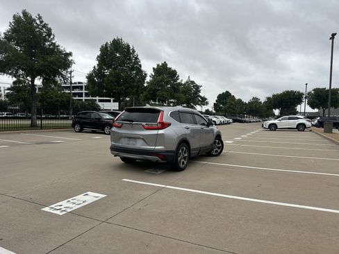 Used 2017 Honda CR-V EX-L image 2