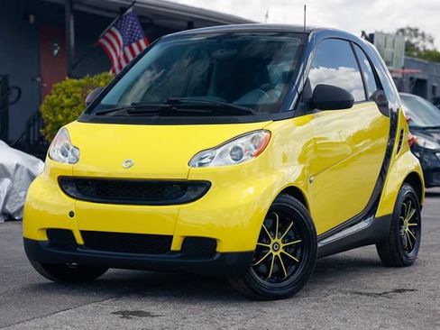 Used 2008 smart fortwo pure RWD image 1