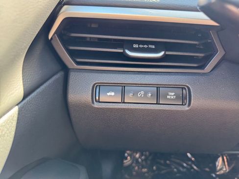 Used 2024 Nissan Altima 2.5 S image 21