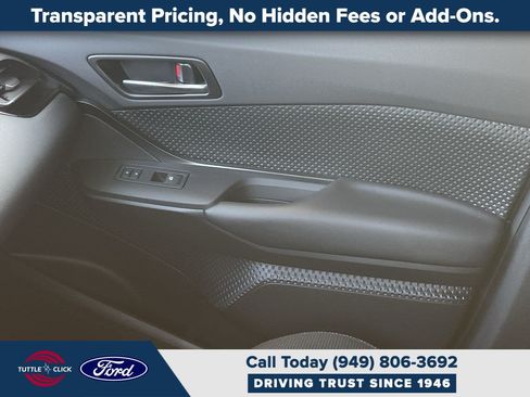 Used 2019 Toyota C-HR LE FWD image 26