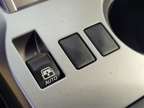 Used 2016 Toyota 4Runner Limited image 26