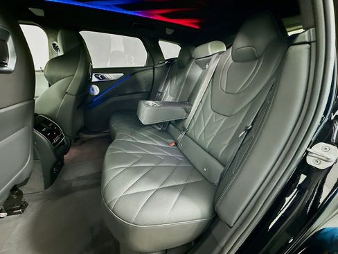 Certified 2023 BMW XM image 24