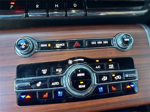 Used 2023 Lincoln Aviator Reserve w/ Equipment Group 201A image 20