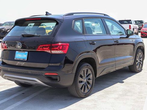 Used 2022 Volkswagen Taos S w/ IQ Drive S Package image 4