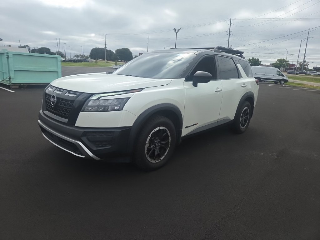 Used 2024 Nissan Pathfinder Rock Creek AWD/4WD image 3